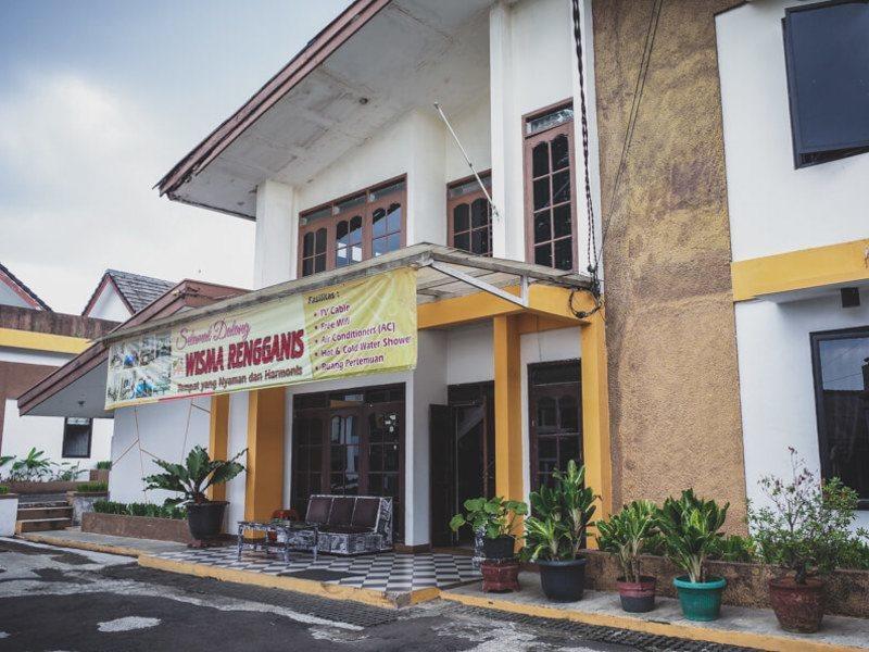 Reddoorz Near Taman Kota Lapang Merdeka Sukabumi Exterior foto