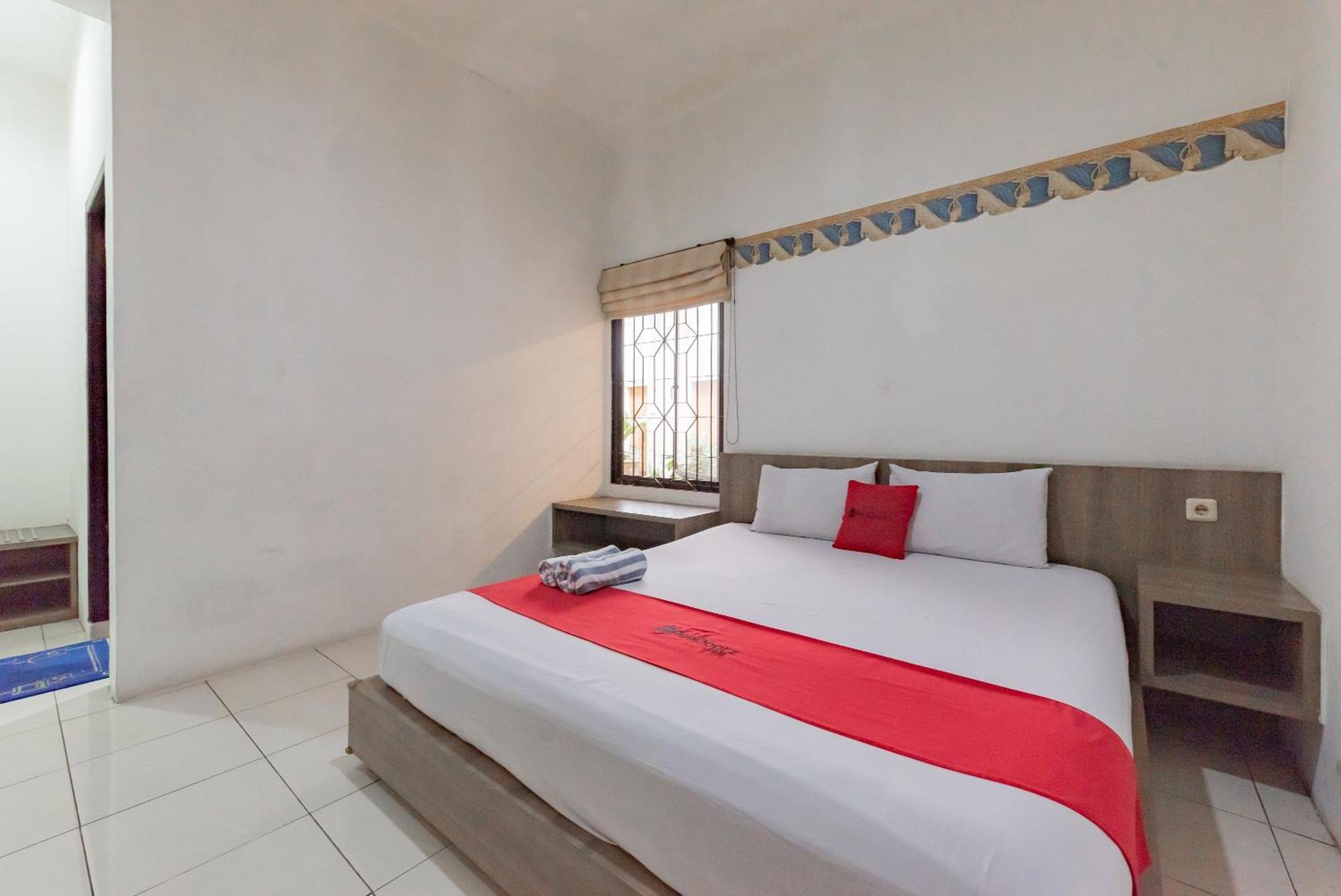 Reddoorz Near Taman Kota Lapang Merdeka Sukabumi Exterior foto
