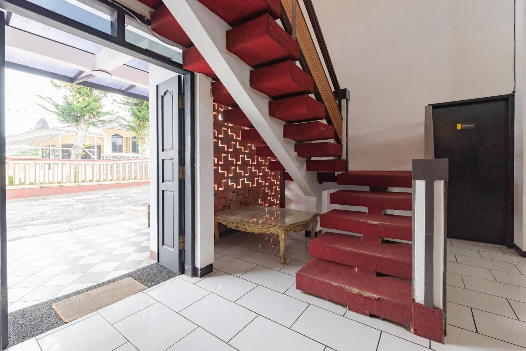 Reddoorz Near Taman Kota Lapang Merdeka Sukabumi Exterior foto